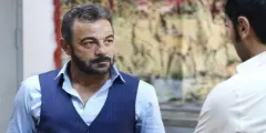 Kerem Alışık Sinirlerine Hakim Olamadı! Set Arkadaşına Hakaret Etti ve Ceza Aldı!