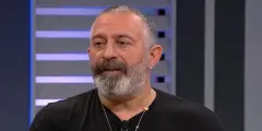 Cem Yılmaz'dan Üzücü Haber Az Önce Geldi! Sevenleri Akın Dire Koştu! - Haber İnternette - Son Dakika İnternet Haberleri